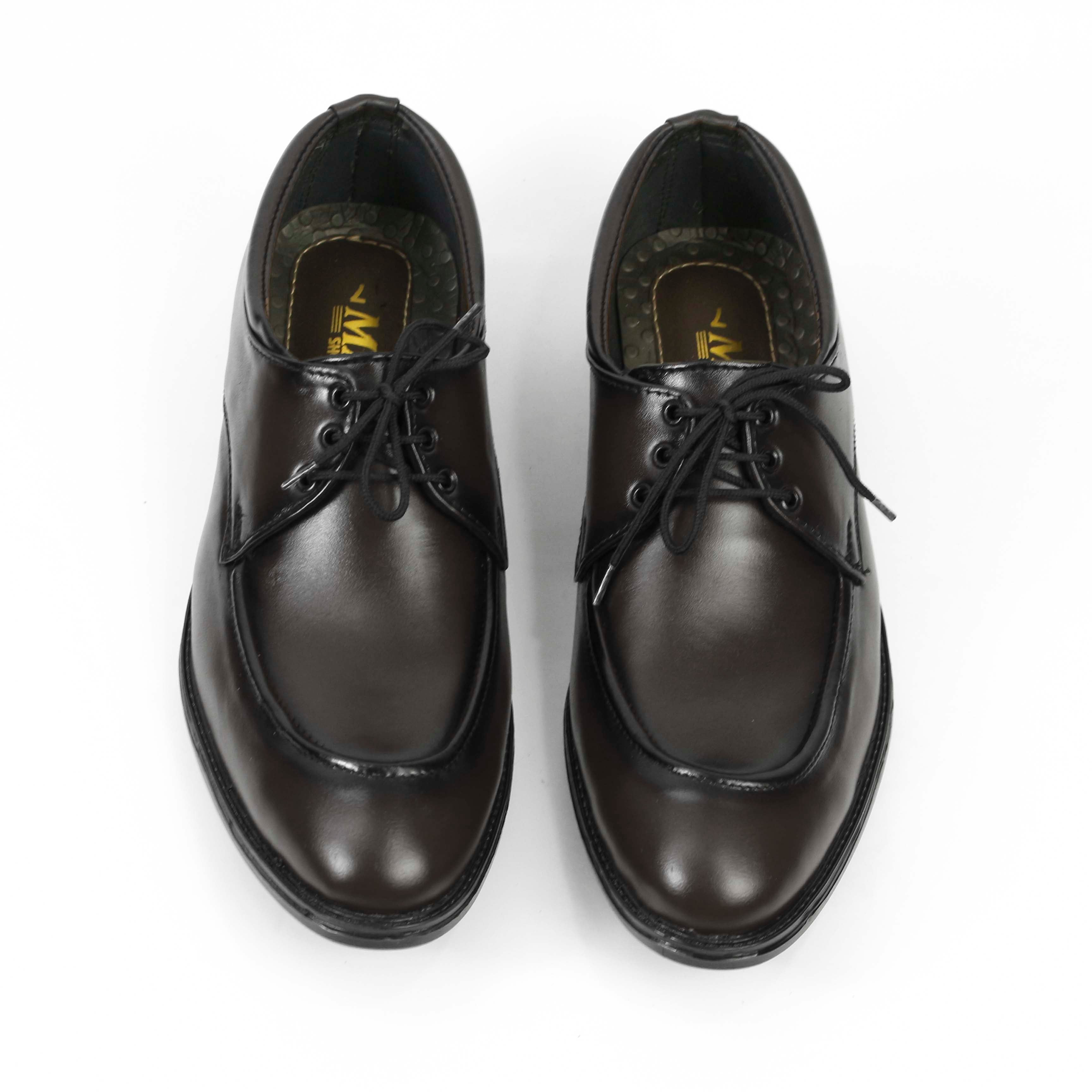 Buy Leather Upper Men's Formal Lace-Up Shoes - Oxfard Shape in Rubber Sole