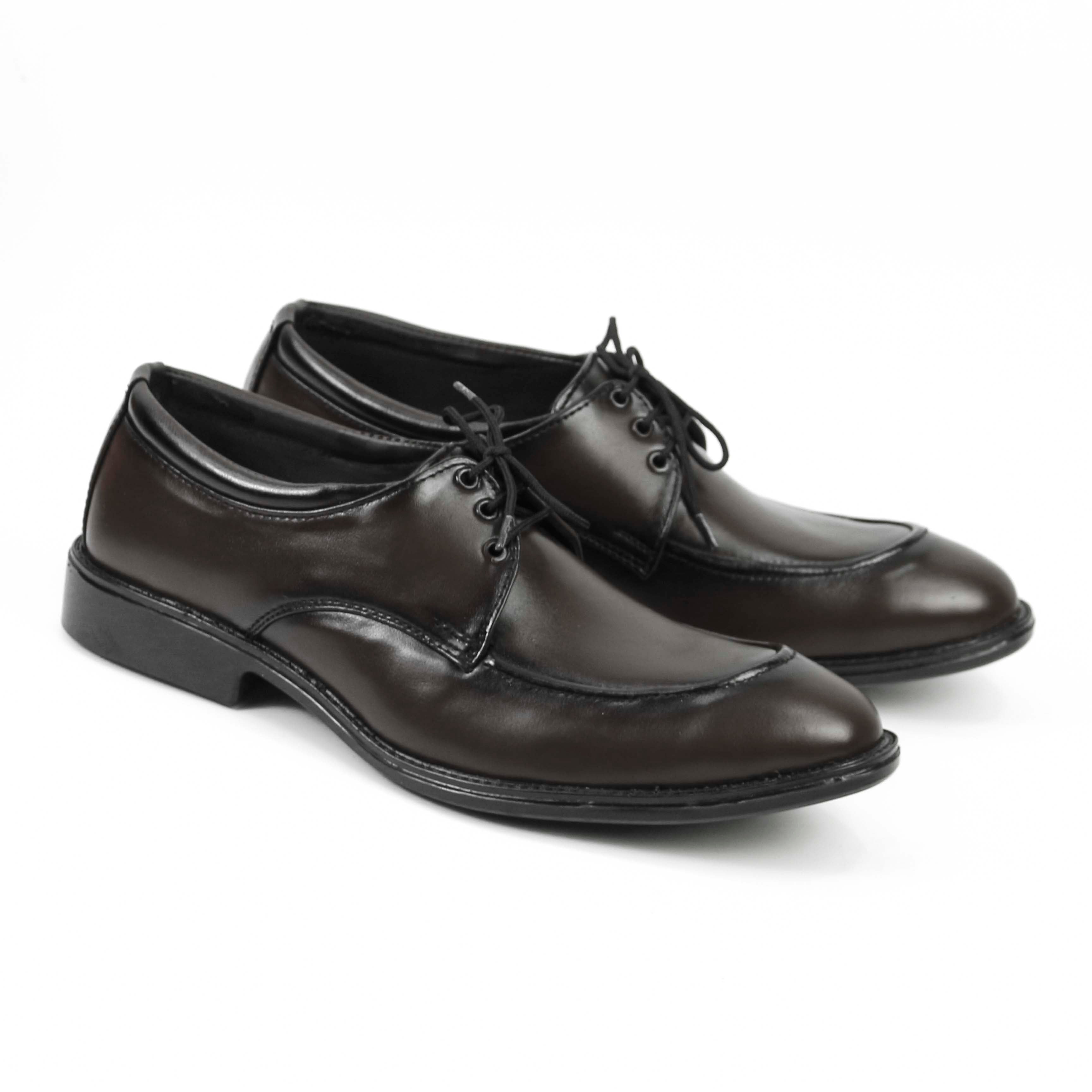 Buy Leather Upper Men's Formal Lace-Up Shoes - Oxfard Shape in Rubber Sole