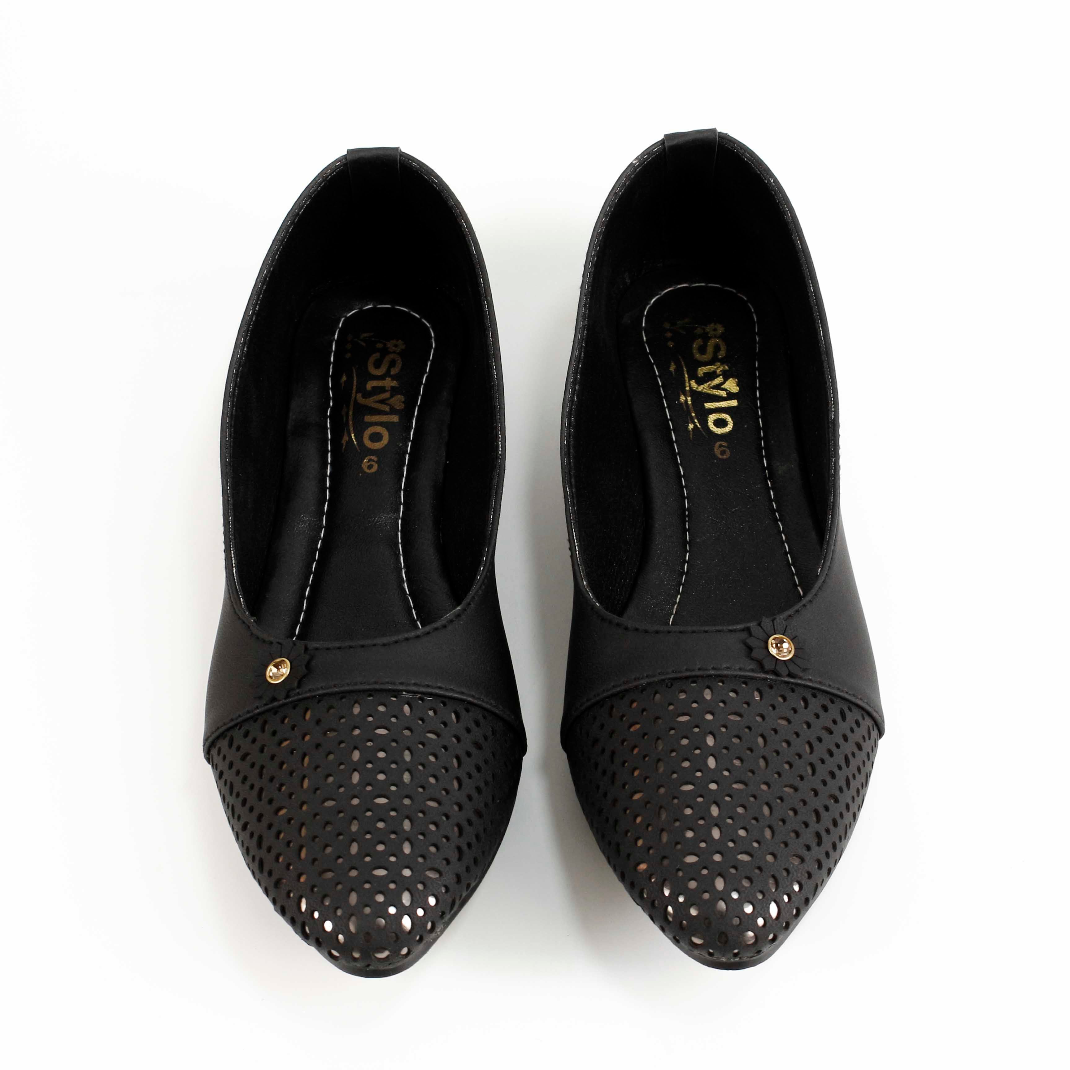 Women's Elegant Flats - Stylish Perforated Design with Synthetic Leather Pumps For Girls