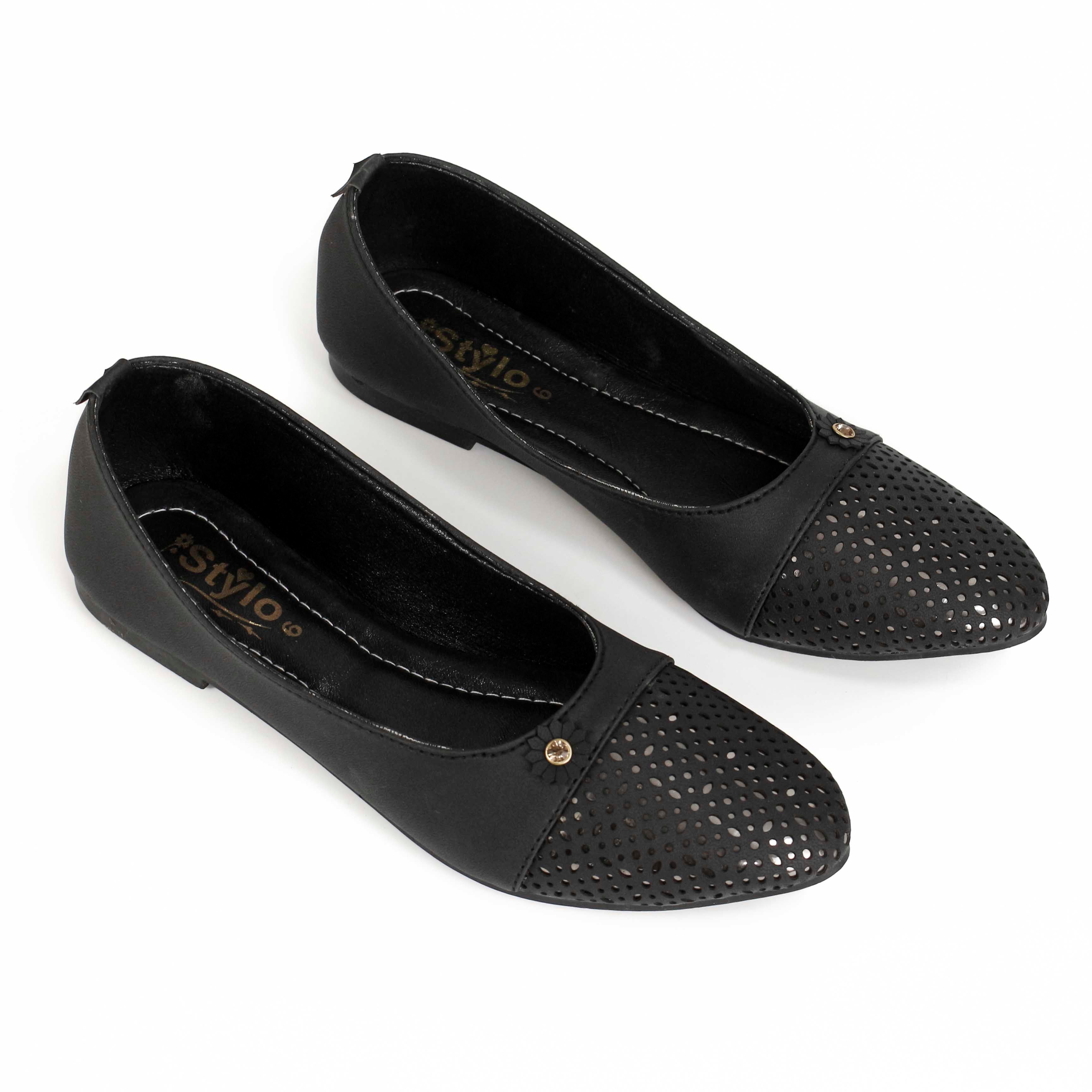 Women's Elegant Flats - Stylish Perforated Design with Synthetic Leather Pumps For Girls