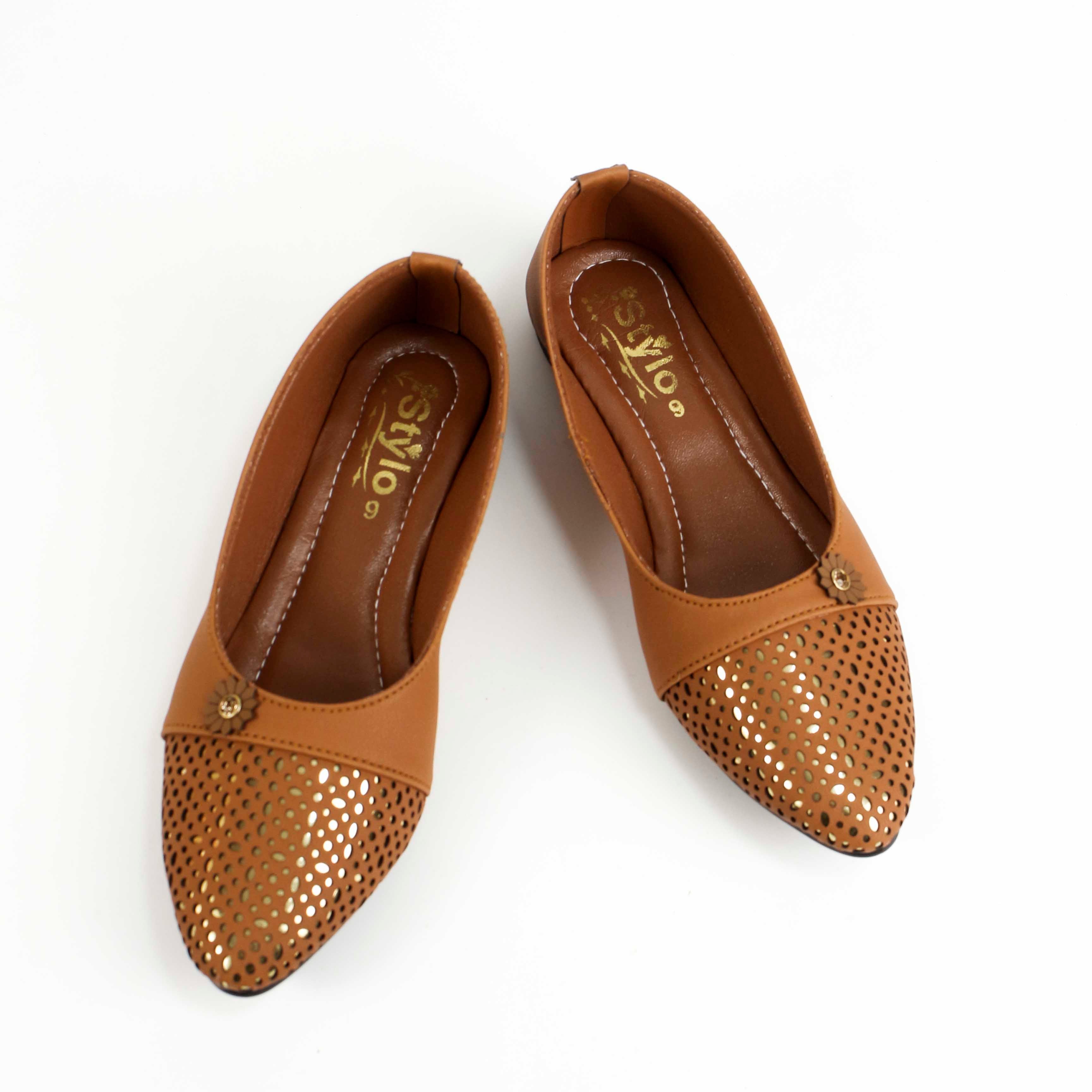 Women's Elegant Flats - Stylish Perforated Design with Synthetic Leather Pumps For Girls