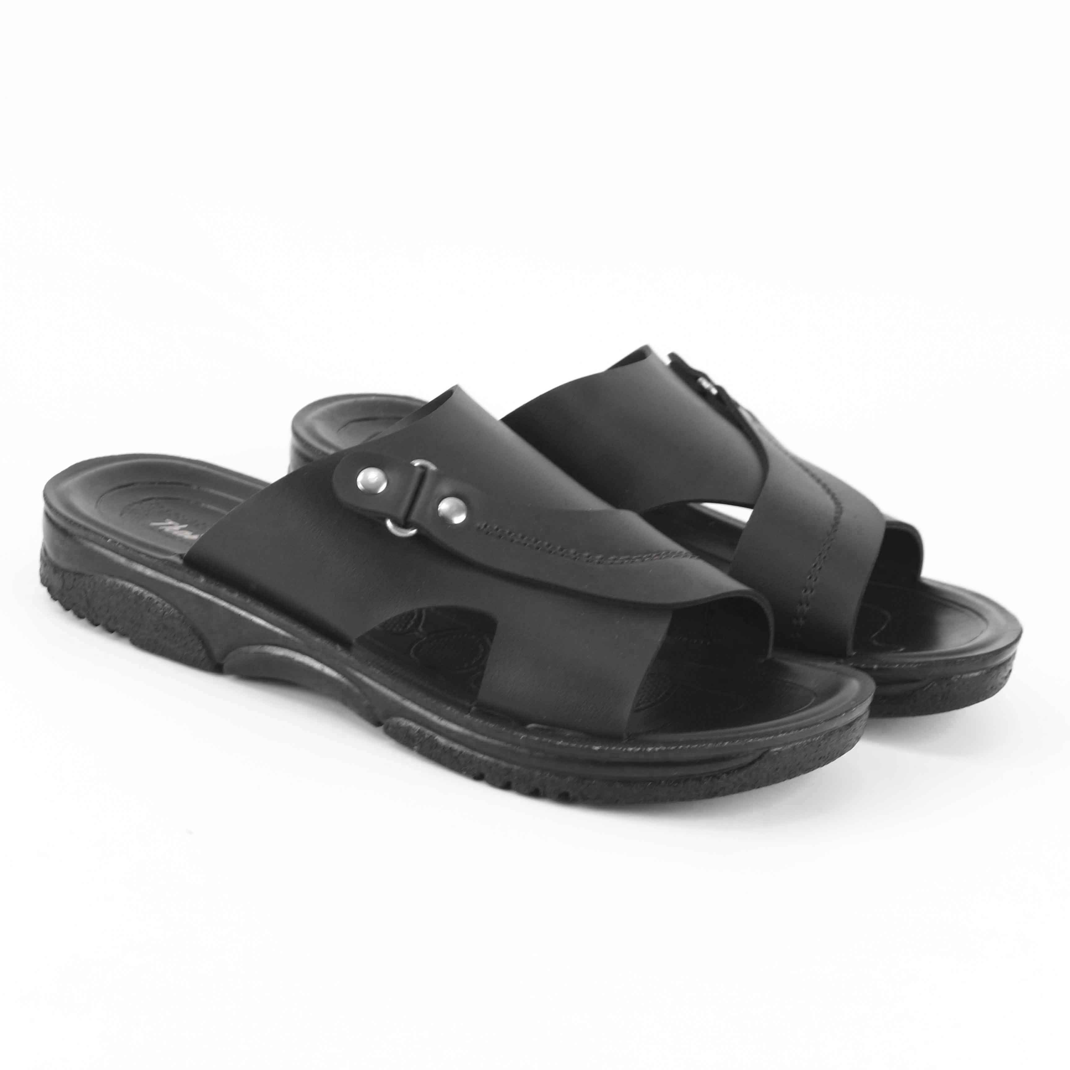 Mens Slippers Non Slip Metal Buckle Comfortable Chappal For Boys